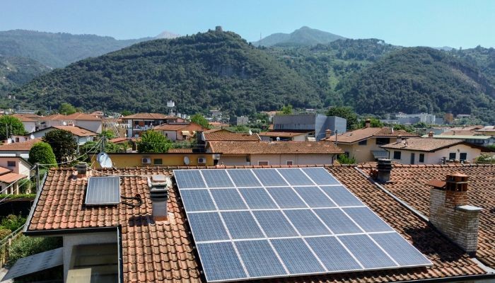 Comunità Energetiche Rinnovabili: sostegno ai piccoli comuni per una rivoluzione rinnovabile